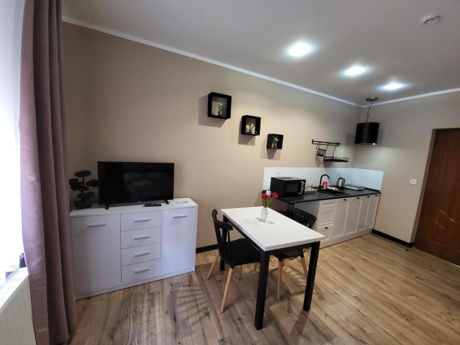 Willa Przy Czarnej Bramie Klodzko Bagian luar foto